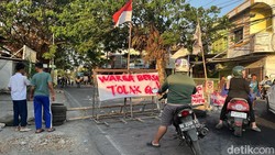 Ricuh Sengketa Lahan di Borong Makassar hingga Warga Tutup Jalan