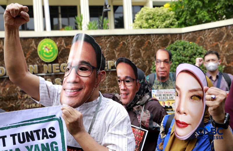 Sidang perdana kasus dugaan penipuan, penggelapan, dan Tindak Pidana Pencucian Uang (TPPU) yang menjerat petinggi PT Dana Syariah Indonesia (DSI) digelar di Pengadilan Negeri Depok, Jawa Barat, Rabu (22/7/2026). (CNBC Indonesia/Muhammad Sabki)