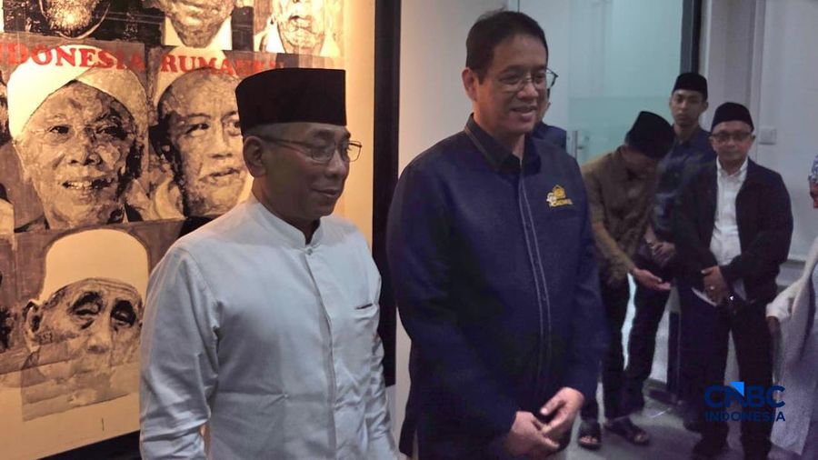 Menteri Keuangan Purbaya Yudhi Sadewa bertemu dengan Ketua Umum Pengurus Besar Nahdlatul Ulama, Yahya Cholil Staquf. (CNBC Indonesia/Robertus Andrianto)