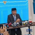 Menteri Sekretais Negara, Prasetyo Hadi menyampaika keterangan pers terkait pengunduran diri Kepala BGN Naniek S Deyang di Jakarta, Rabu (22/7/2026). (CNBC Indonesia/Emir Yanwardhana)