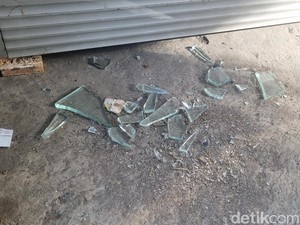 Video: Debt Collector Rusak Rumah Warga di Bantul, Polisi Turun Tangan
