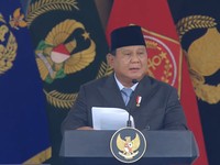 Preisden Prabowo Subianto pimpin upacara Prasetya Perwira (Praspa) TNI dan Polri Tahun 2026. (YouTube/Sekretariat Presiden)