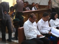 Suasana Sidang Perdana Dugaan Penipuan Bos Dana Syariah Indonesia