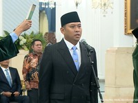 Sudaryono saat dilantik sebagai Kepala Badan Gizi Nasional (BGN) oleh Presiden Prabowo Subianto di Istana Merdeka, Jakarta, Rabu (22/7/2026). (Tangkapan Layar Youtube/Sekretariat Presiden)
