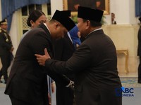 Sudaryono saat dilantik sebagai Kepala Badan Gizi Nasional (BGN) oleh Presiden Prabowo Subianto di Istana Merdeka, Jakarta, Rabu (22/7/2026). (CNBC Indonesia/Muhammad Sabki)
