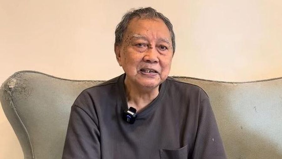 M Basri yang pernah menjadi pemain dan pelatih Timnas Indonesia tutup usia pada Kamis (23/7). (Youtube/Omah Balbalan)
