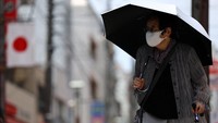 Panas Terik Bikin Males Keluar? Payung Anti UV Ini Bikin Kamu Tetap Nyaman di Jalan