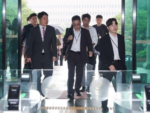 Kantor KPU Korsel Digeledah terkait Dugaan Pemalsuan Partisipasi Pemilih