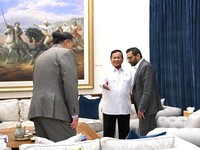 Potret Prabowo Bertemu Direktur FBI di Kertanegara, Bahas Soal Ini!