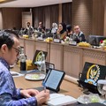 Rapat Koordinasi DPR dan pemerintah terkait Peraturan Presiden Ojek Online di Gedung Nusantara III, Kompleks Parlemen, Senayan, Jakarta, Kamis (23/7/2026). (Dok. Tim Media Sufmi Dasco Ahmad)