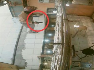 Pria Pemalang Rampok Toko Emas Modal Pistol Mainan, Keder Usai Korban Teriak