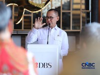 Wakil Ketua MPR RI & Anggota Komisi XII DPR RI, Eddy Soeparno menyampaikan pemaparan dalam acara Coffe Morning di Parle Senayan, Jakarta, Kamis (23/7/2026). (CNBC Indonesia/Tri Susilo)