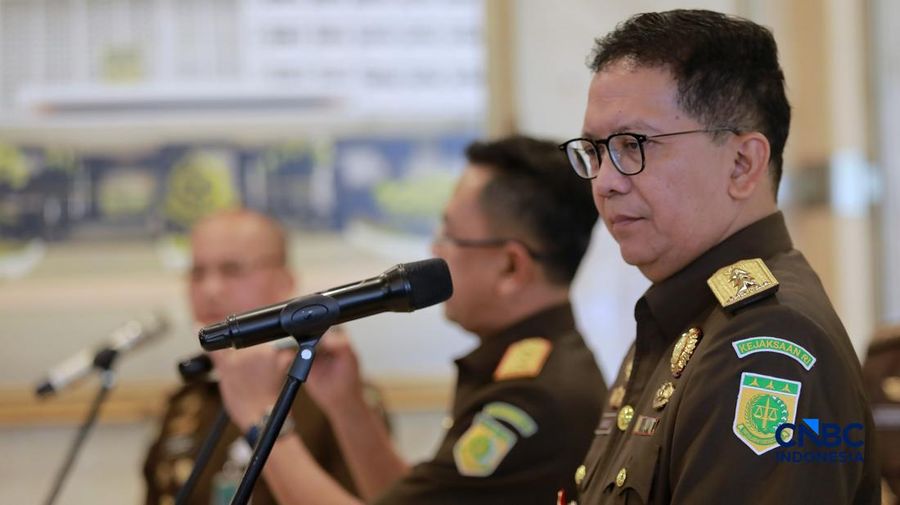 Jaksa Agung Muda Bidang Tindak Pidana Khusus (Jampidus), Kuntadi dalam konferensi pers usai pelantikan di Gedung Kejagung, Jakarta, Jumat (24/7/2026). (CNBC Indonesia/Muhmmad Sabki)