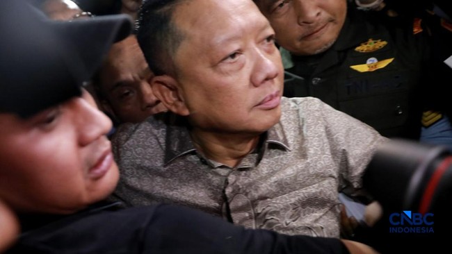 Kejagung Geledah Rumah Tersangka TPPU Febrie Adriansyah