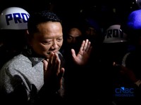 Mantan Jaksa Agung Muda Tindak Pidana Khusus (Jampidsus) Febrie Adriansyah usai menjalani pemeriksaan dalam penyidikan dugaan tindak pidana pencucian uang (TPPU) di Gedung Utama Kejaksaan Agung (Kejagung) Jakarta, Jumat, (24/7/2026). (CNBC Indonesia/