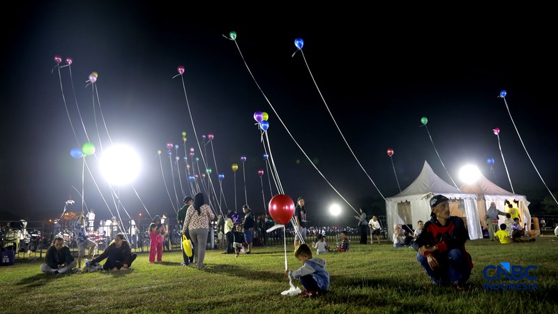 Suasana keseruan Trans TV Festival Vol. 5. di Lapangan Sunburst BSD, Tangerang Selatan, Minggu (26/7/2026). (CNBC Indonesia/Muhammad Sabki)