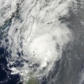 Topan Noul di Hong Kong. (REUTERS/NASA NASA)