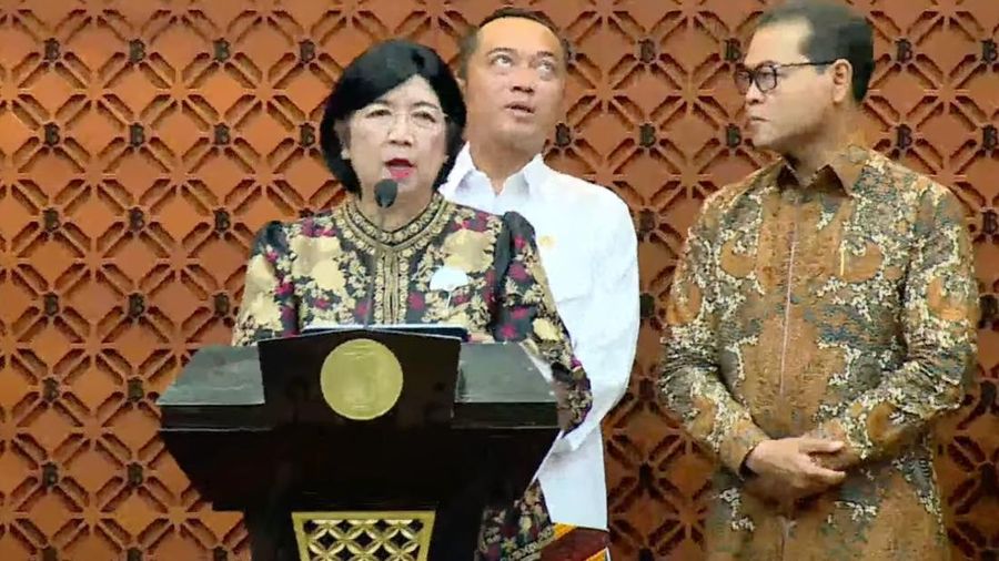 Deputi Gubernur Senior Bank Indonesia (BI), Destry Damayanti saat menyampaikan konferensi Pers terkait Gubernur Bank Indonesia, Perry Warjiyo Mundur, di Jakarta, Senin (27/7/2026). (Dok. Istimewa)