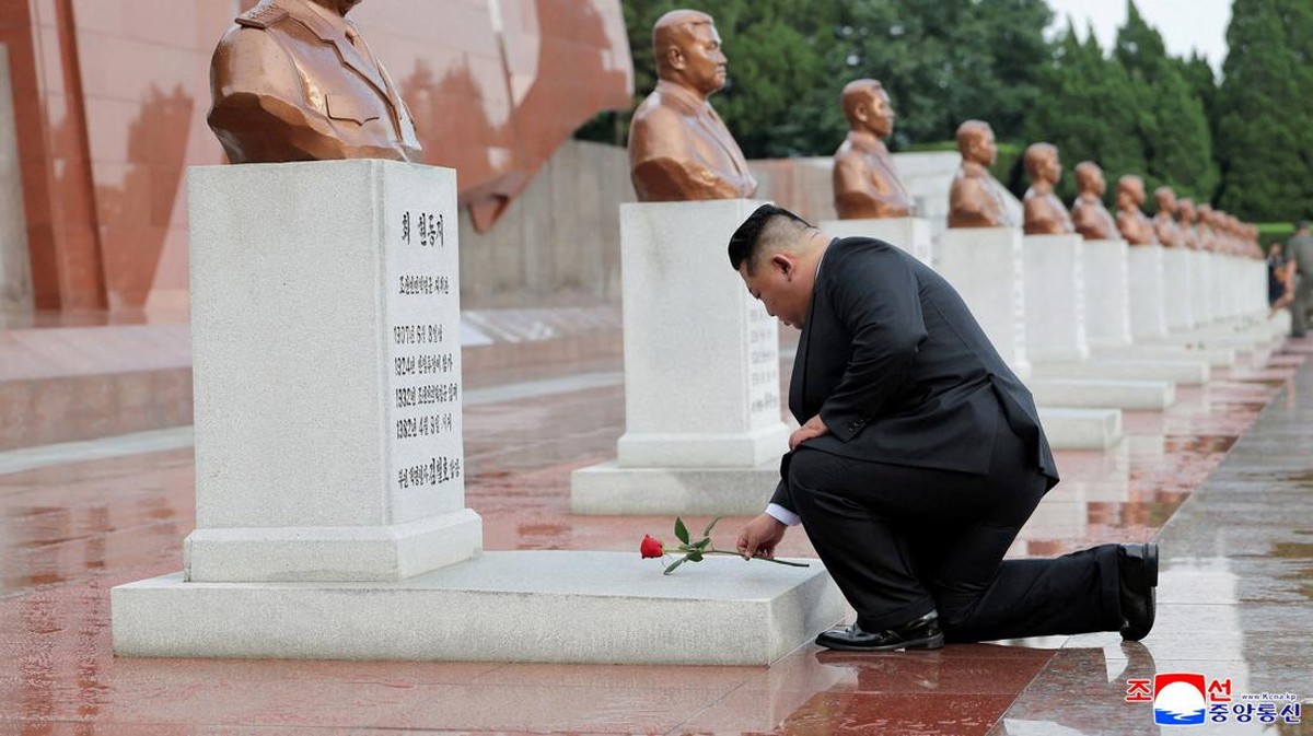 73 Tahun Gencatan Senjata Korea, Kim Jong Un Ziarah Makam Pahlawan