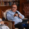 Deputi Bidang Pengendalian Perubahan Iklim dan Tata Kelola Nilai Ekonomi Karbon, Ir. Ary Sudijanto, MSE. menyampaikan pemaparan dalam Ekoniklim Talkshow 2026 di Wisma Habibie & Ainun, Jakarta, Selasa (28/7/2026). (CNBC Indonesia/Faisal Rahman)