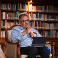 Deputi Bidang Pengendalian Perubahan Iklim dan Tata Kelola Nilai Ekonomi Karbon, Ir. Ary Sudijanto, MSE. menyampaikan pemaparan dalam Ekoniklim Talkshow 2026 di Wisma Habibie & Ainun, Jakarta, Selasa (28/7/2026). (CNBC Indonesia/Faisal Rahman)