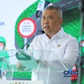 Menteri Perhubungan Dudy Purwagandhi memberi sambutan dalam kegiatan Pelatihan bertajuk Safer Roads, Stronger Communities  Jalan Lebih Aman, Komunitas Lebih Kuat  di Terminal Jati Jajar, Depok, Jawa Barat, Selasa (28/7/2026). (CNBC Indonesia/Tri Susi