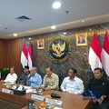 Konferensi pers para menteri usai Rakortas di kantor Kemenko Bidang Pangan, Jakarta, Selasa (28/7/2026). (CNBC Indonesia/Martyasari Rizky)