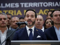Presiden terpilih Kolombia Abelardo de la Espriella berbicara saat konferensi pers di Medellin, Kolombia, 21 Juli 2026. (REUTERS/Juan David Duque)