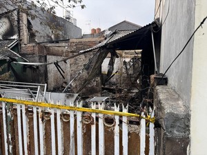 Penampakan Rumah Terbakar Tewaskan Kakak dan Adik di Pulogadung Jaktim
