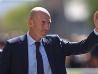 Soccer Football - French Football Federation unveil Zinedine Zidane as new head coach - French Federation Headquarters, Paris, France - July 28, 2026 Zinedine Zidane waves at fans after he is unveiled as the new head coach of France senior men's foot