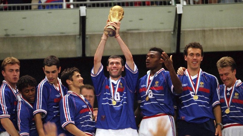 SOCCER-FRANCE/