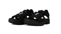 Musim Kemarau Waktunya Trekking, Sudah Punya Sandal yang Tepat? 