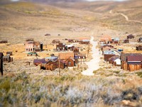 Taman Bersejarah Negara Bagian Bodie adalah kota hantu pertambangan emas California yang otentik. (Dok. California State Parks)