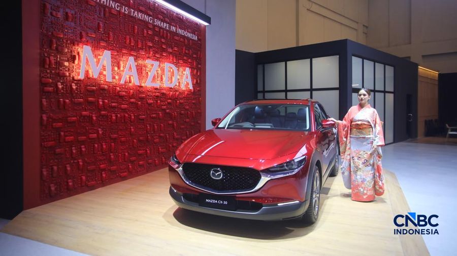 All New Mazda CX-30 yang dirakit di Indonesia ditampilkan dalam acara GIIAS 2026 di ICE BSD, Kabupaten Tangerang, Banten, Rabu (29/7/2026). (CNBC Indonesia/Faisal Rahman)