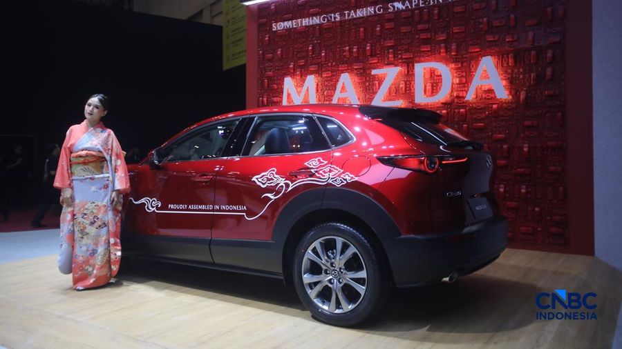 All New Mazda CX-30 yang dirakit di Indonesia ditampilkan dalam acara GIIAS 2026 di ICE BSD, Kabupaten Tangerang, Banten, Rabu (29/7/2026).