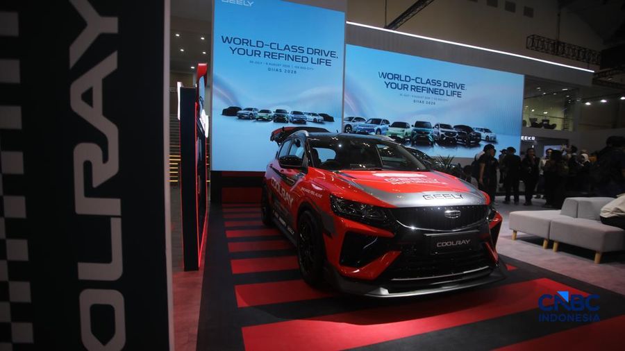 Geely Coolray ditampilkan dalam acara GIIAS 2026 di ICE BSD, Kabupaten Tangerang, Banten, Rabu (29/7/2026). (CNBC Indonesia/Faisal Rahman)