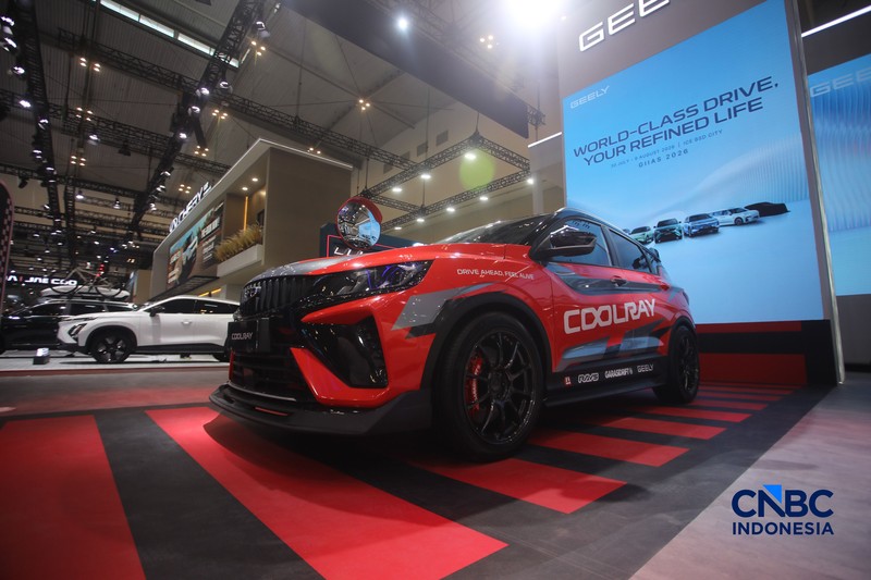 Geely Coolray ditampilkan dalam acara GIIAS 2026 di ICE BSD, Kabupaten Tangerang, Banten, Rabu (29/7/2026). (CNBC Indonesia/Faisal Rahman)