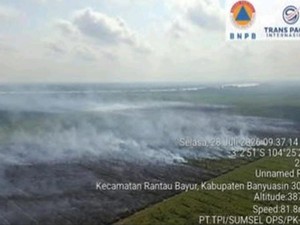 4 Helikopter Dikerahkan Padamkan Karhutla yang Meluas di Banyuasin