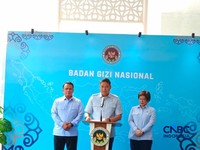 Kepala Badan Gizi Nasional (BGN) Sudaryono saat konferensi pers di kantornya, Jakarta, Rabu (29/7/2026). (CNBC Indonesia/Martyasari Rizki)