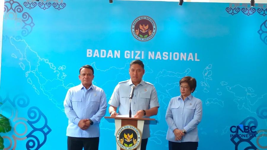 Kepala Badan Gizi Nasional (BGN) Sudaryono saat konferensi pers di kantornya, Jakarta, Rabu (29/7/2026). (CNBC Indonesia/Martyasari Rizki)