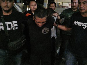 Video Pelaku Pembunuhan Manusia Silver Probolinggo Ditangkap