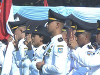 Presiden Prabowo Subianto Pimpin Upacara Pelantikan Pamong Praja Muda XXXIII IPDN 2026, di Lapangan Parade Kampus IPDN Jatinangor, Kabupaten Sumedang, Jawa Barat, Rabu (29/7/2026). (Tangkapan Layar Youtube/Sekretariat Presiden)