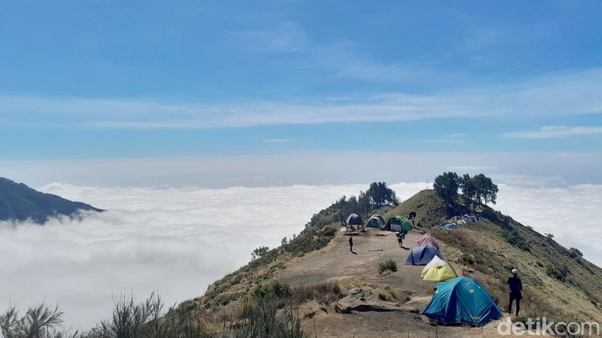 Pendakian Gunung Rinjani Dibuka Lagi! tapi Masih Terbatas