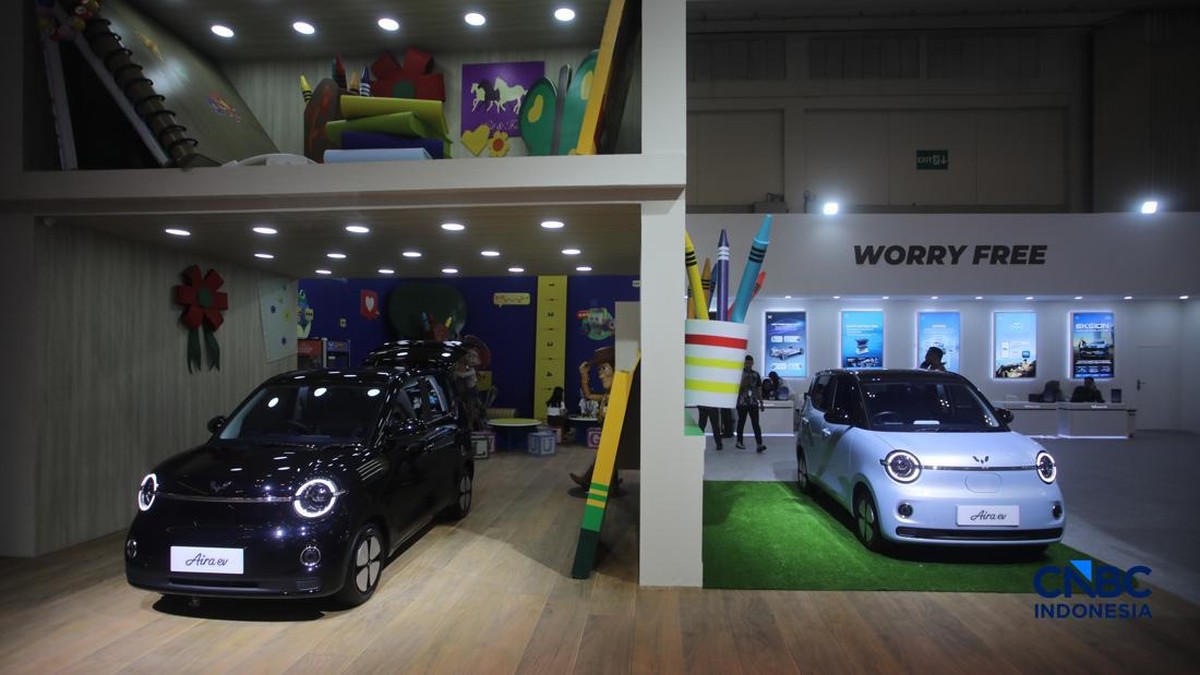 Penampakan Mobil Listrik Wuling Aira EV, Harganya Cuma Rp150-an Juta