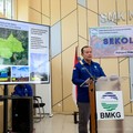 Badan Meteorologi, Klimatologi, dan Geofisika (BMKG) terus memperkuat kesiapsiagaan masyarakat menghadapi ancaman gempabumi melalui penyelenggaraan Sekolah Lapang Gempabumi (SLG) di SMKN 1 Leuwiliang, Kabupaten Bogor, Rabu (29/7/2026). (Dok. BMKG)