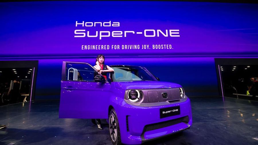 PT Honda Prospect Motor (HPM) resmi memperkenalkan mobil listrik kompak Super-ONE pada ajang Gaikindo Indonesia International Auto Show (GIIAS) 2026. (CNBC Indonesia/Ferry Sandi)