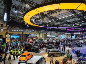 China Lagi Lesu, Penjualan Mobil Listrik Dunia Ikut Turun