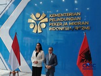 Menteri Perlindungan Pekerja Migran Indonesia (P2MI) Mukhtarudin baru saja melakukan pertemuan dengan Menteri Ekonomi dan Inovasi Albania, Delina Ibrahimaj pada Kamis (30/7/2026). (CNBC Indonesia/Novina Putri Bestari)