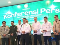 Menteri Pertanian (Mentan) Amran Sulaiman saat konferensi pers di kantornya, Jakarta, Kamis (30/7/2026).  (CNBC Indonesia/Martyasari Rizki)