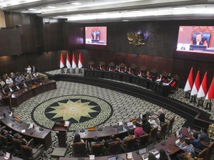 Gugatan Wajib Verifikasi Identitas Cegah Akun Medsos Anonim Dicabut dari MK